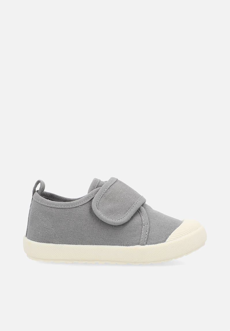 Adjustable fastener sneakers grey5