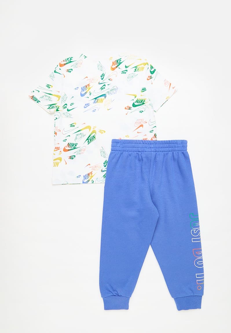 All-over Print Reveal Tee And Pants Set Comet, view 2