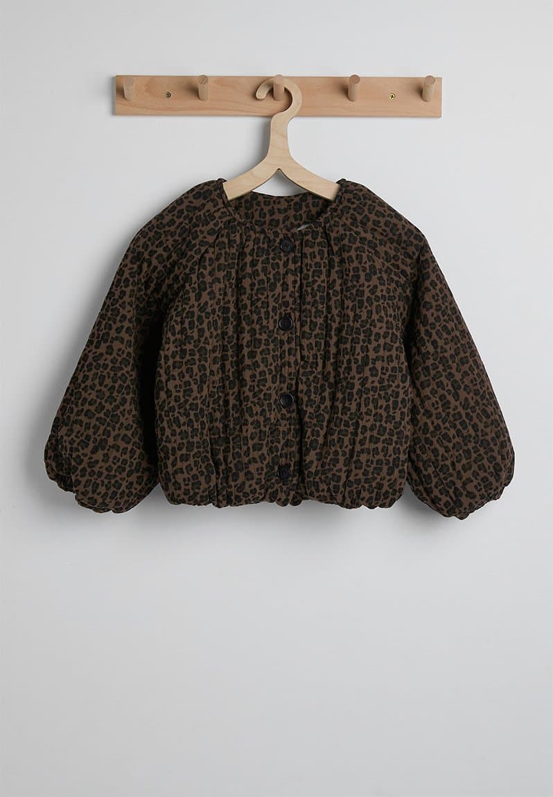 Collarless bubble jacket with faux fur lining choc/leopard print