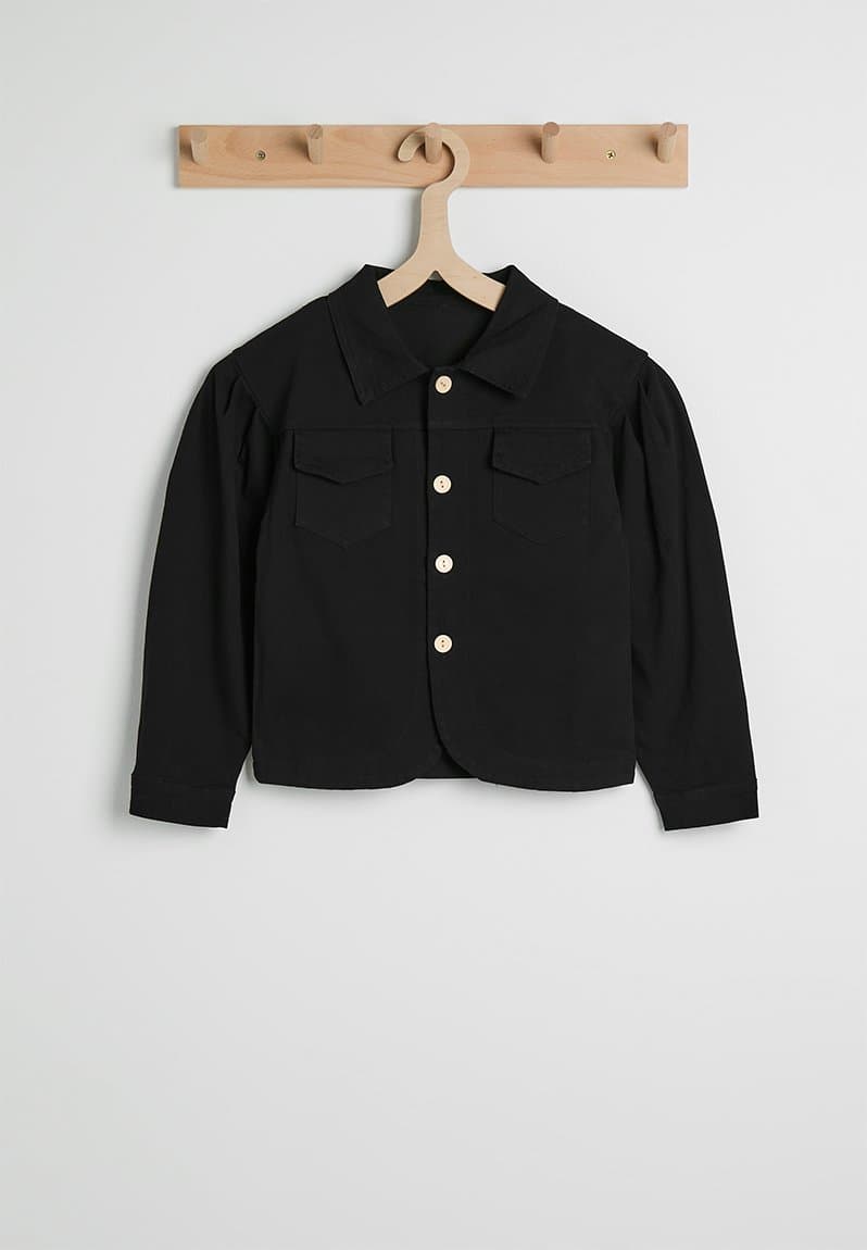 Shacket with pocket flaps