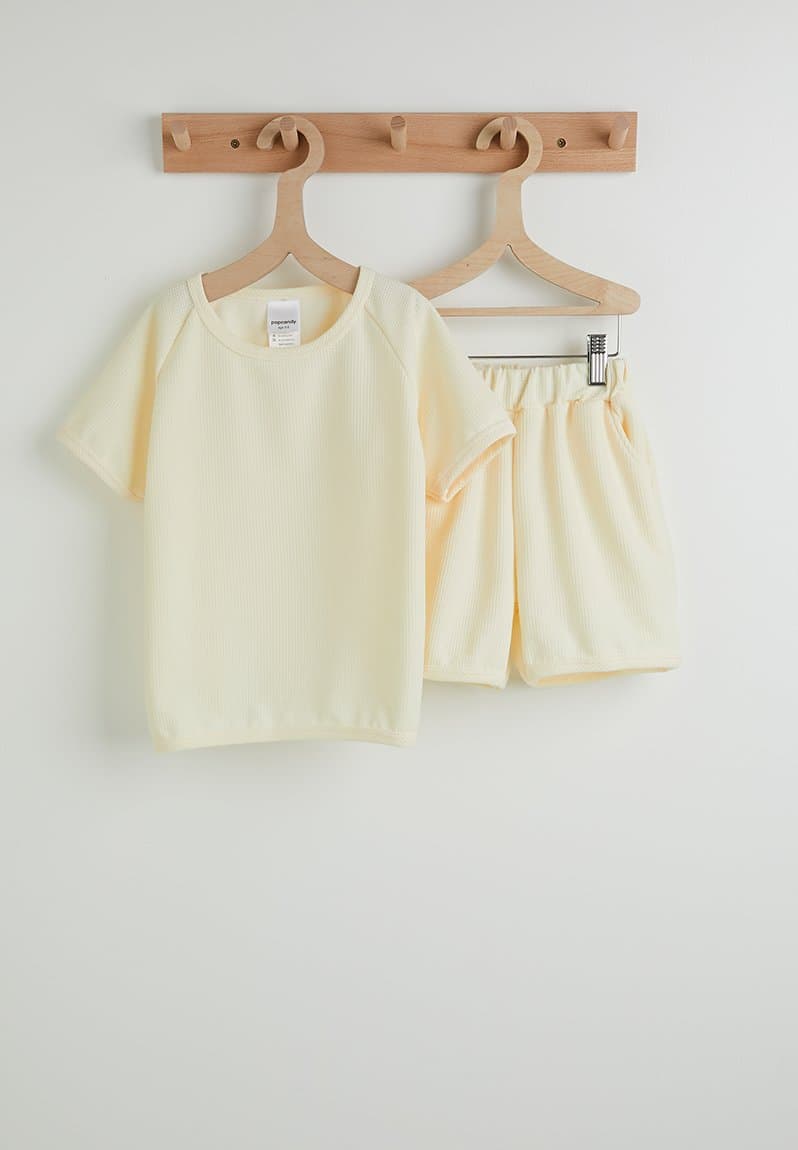 Waffle knit tee and shorts