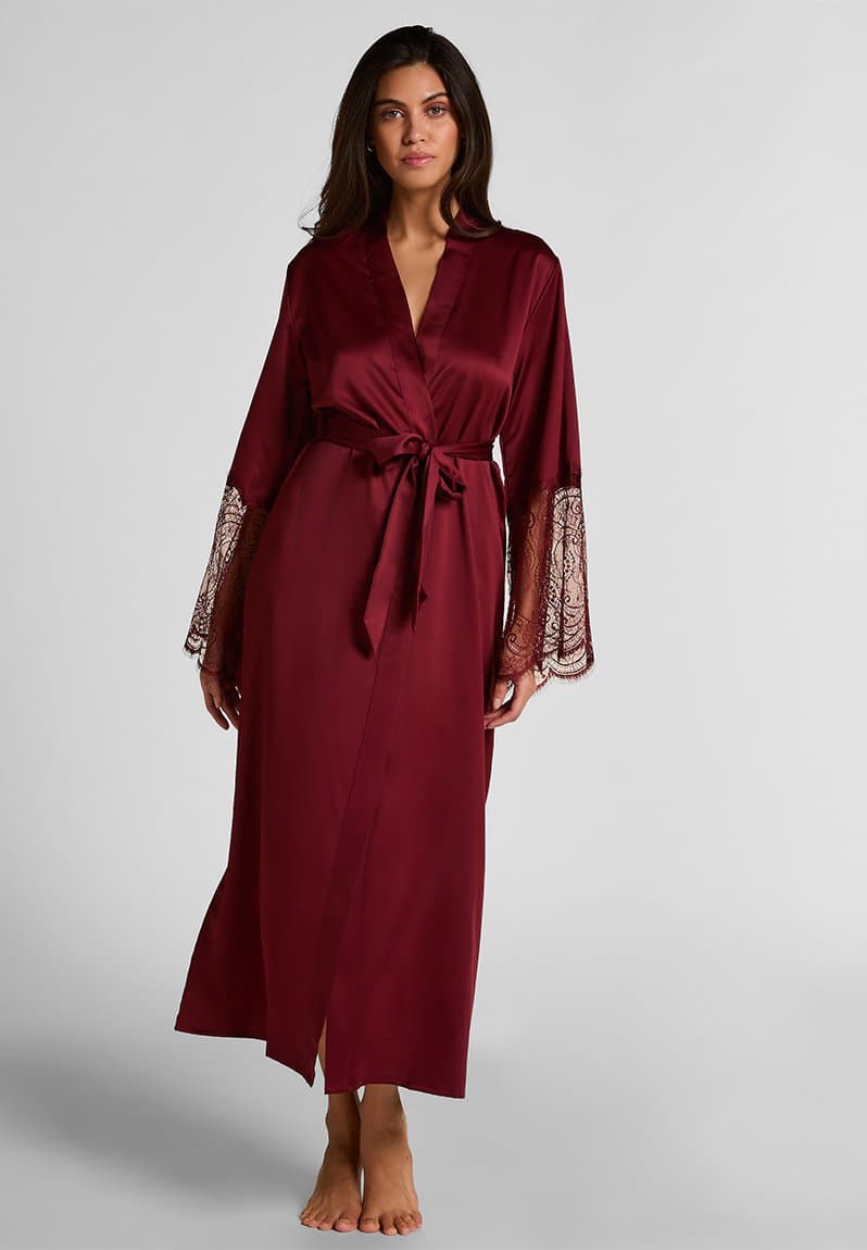 Kimono long satin lace robe cabernet