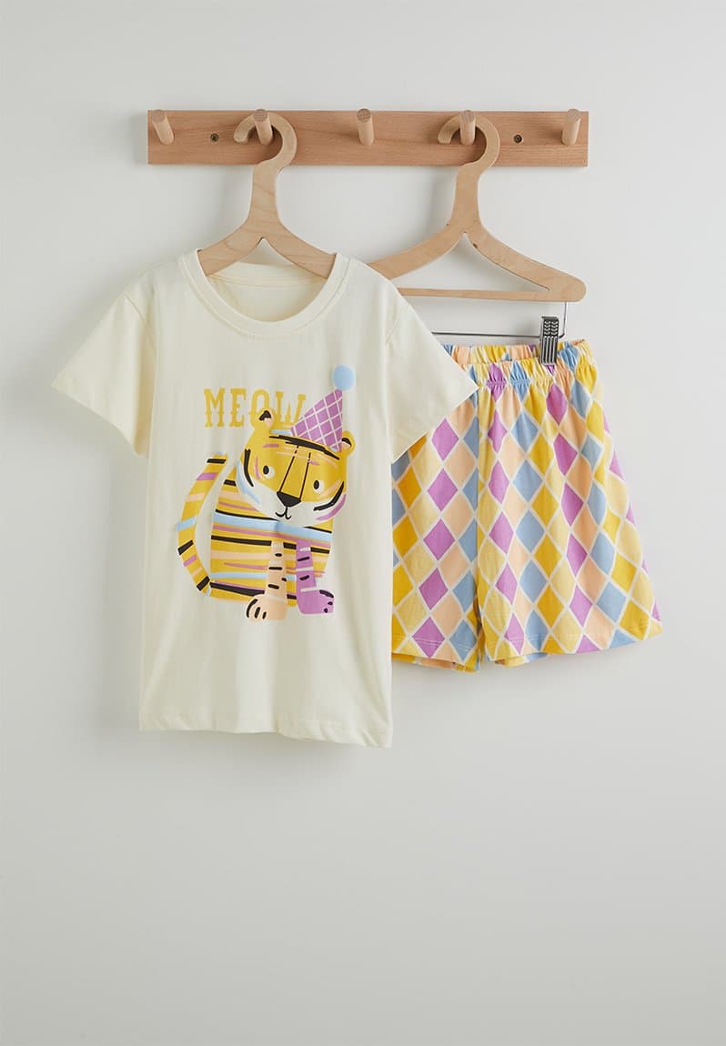 Graphic pj set white